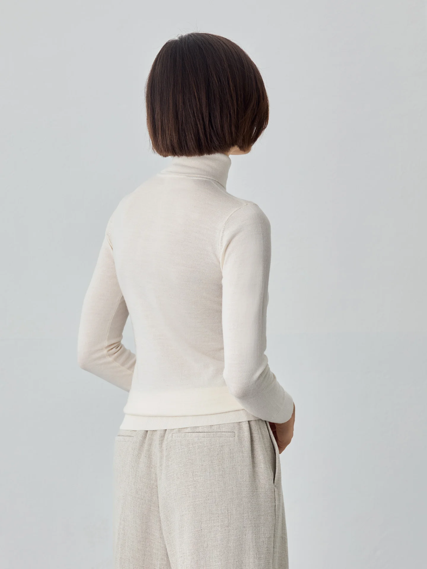 Turtle Neck Merino Wool Sweater - Image 9